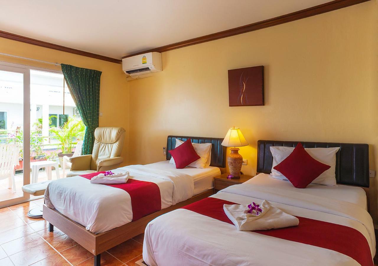 Patong Karlssons Hotel エクステリア 写真
